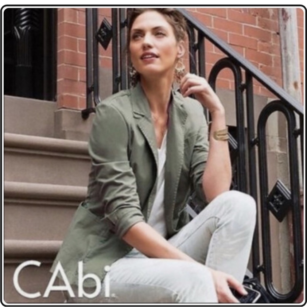 CAbi #207 Ladies Medium Lightweight Olive Jacket